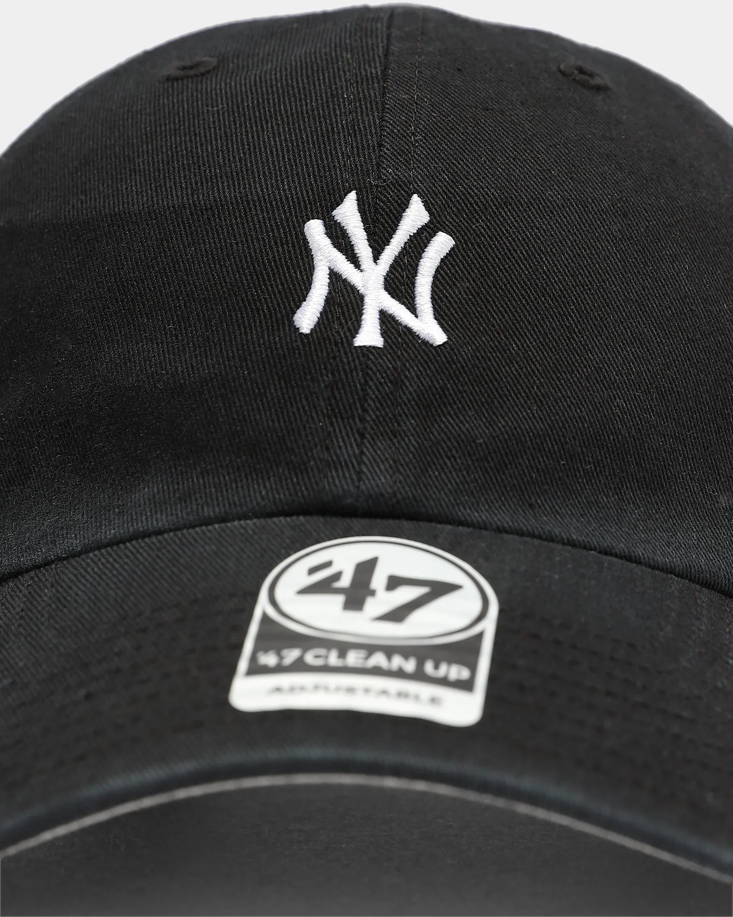 47 Brand New York Yankees Clean Up Strapback Black