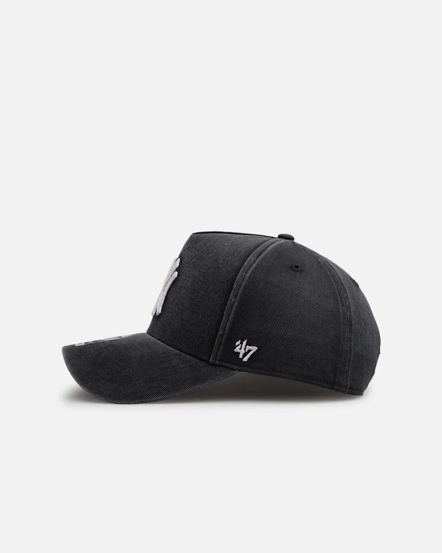 47 Brand New York Yankees 'Washed Black' Offside DT Snapback Washed Black