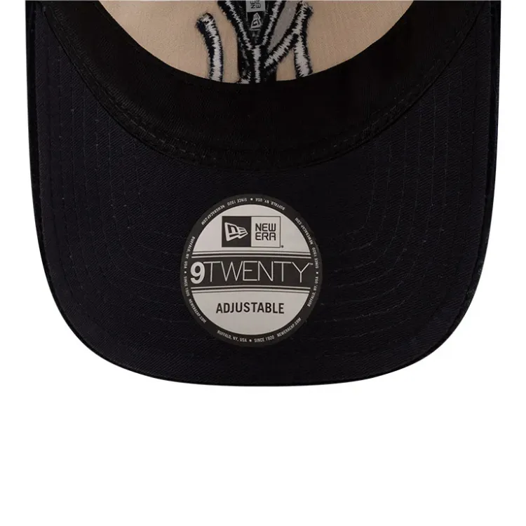 New Era New York Yankees 9TWENTY Cord Cap - Ivory/Navy
