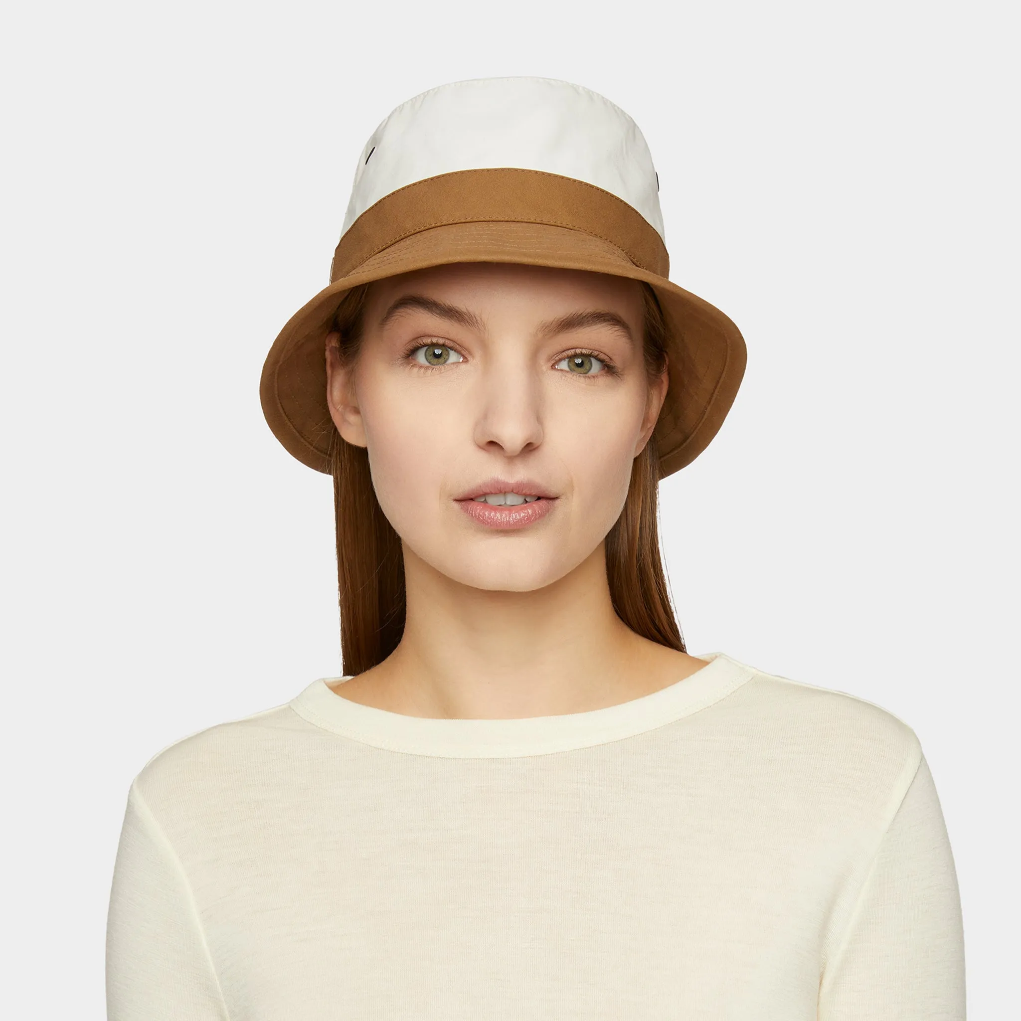 T1 Colour Blocked Bucket Hat